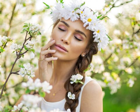 The Bride: Rustic-Chic style